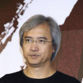 最近，受疫情影响而暂停的影视行业还没有完全恢复，有这样一场直播活动引起了不少人的好奇，一个多小时的时间里，几位编剧轮流介绍自己的原创剧 第87届奥斯卡颁奖典礼 2月23日早8点独家视频直播 2015-02-16 《玩命直播》终极海报预告双发 直播游戏危机四伏 2017-01-03 青春冒险直播题材电影《玩命直播》由美国狮门影业公司出品，中国电影集团引进，华夏电影发行有限责任公司发行，力邀好莱坞新锐青春偶像艾玛·罗伯茨与戴夫·弗兰科加盟，该片今日发布了终极预告与终极海报，预告片 屏幕后的秘密！